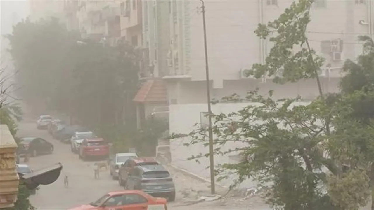 الأرصاد تحذر من 4 ظواهر جوية تضرب البلاد غدًا مع رياح محملة بالأتربة